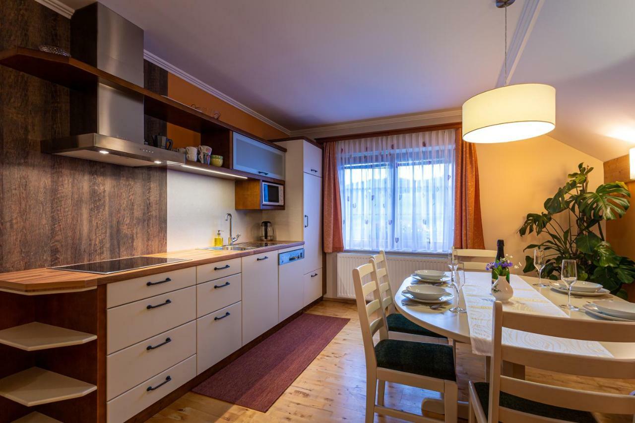 Apartmaji Volf Zgornje Gorje ภายนอก รูปภาพ